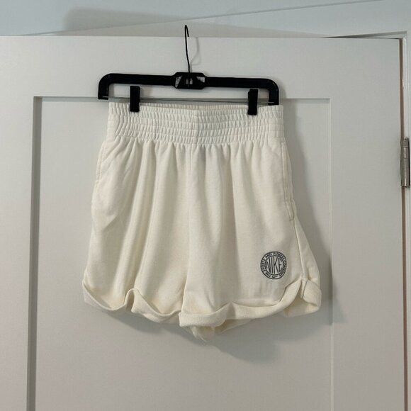 Nike Sportswear Femme Shorts | Size S - Picture 2 of 2